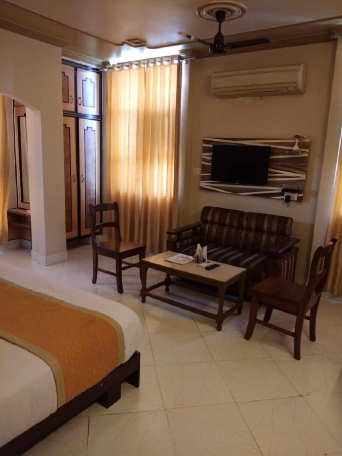 Hotel Samrat Rajasthan Hanumāngarh Extérieur photo